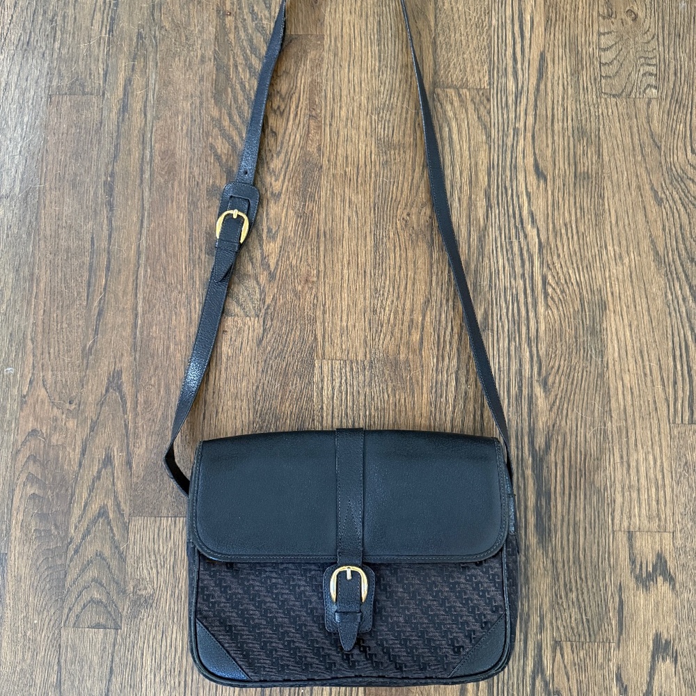 Gucci handbag